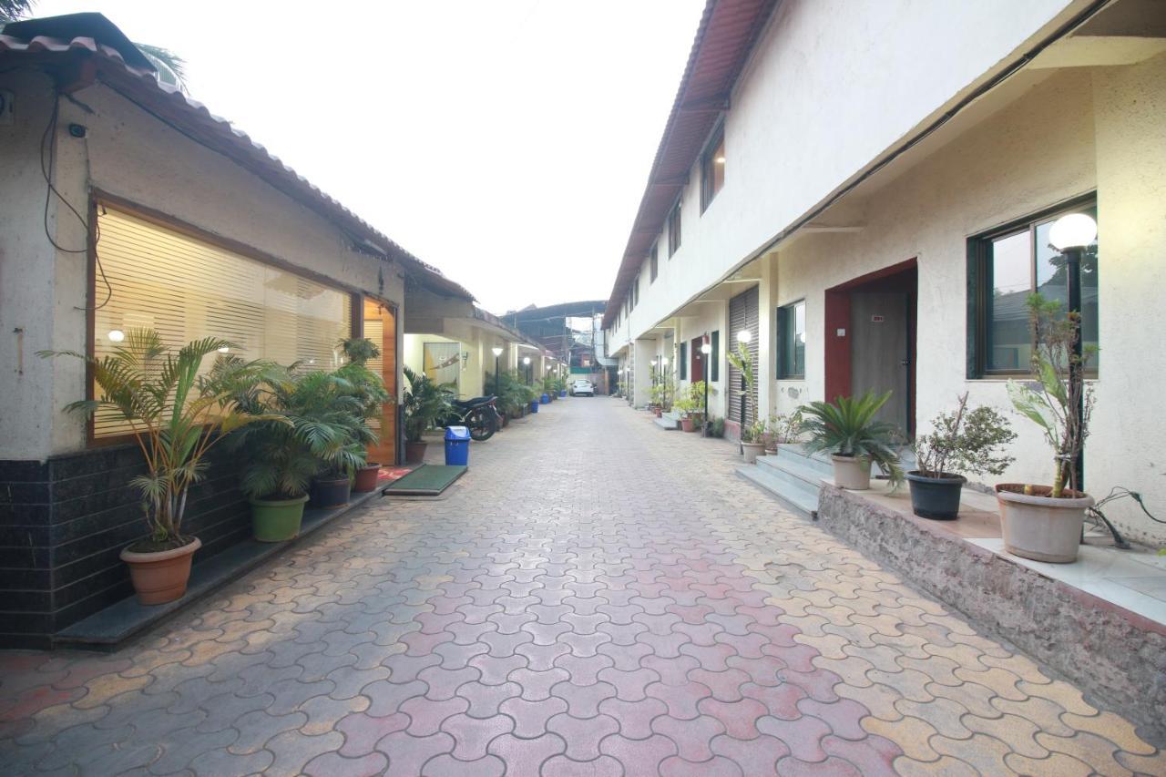 Bhiwandi Hotel Nest Inn Residency מראה חיצוני תמונה